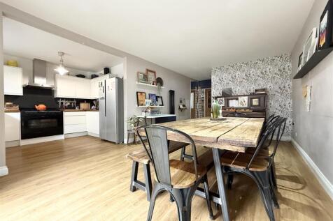 Family Living Kitchen
