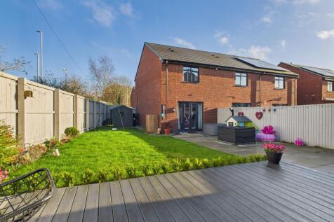 CAM03729G0-PR0199-STILL051