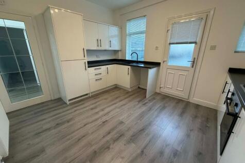 Mckinlay Crescent, Irvine, Ayrshire, KA12 photo 4