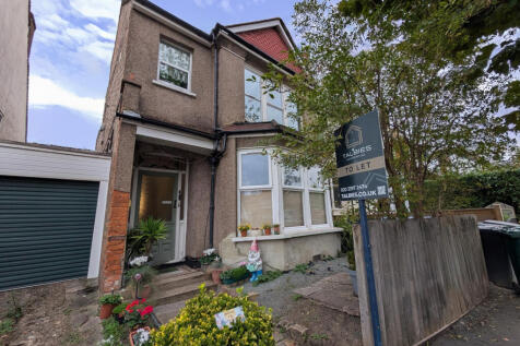 2 Bed Flat