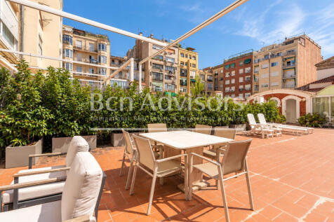 estupendo-y-amplio-piso-con-enorme-terraza-en-f...