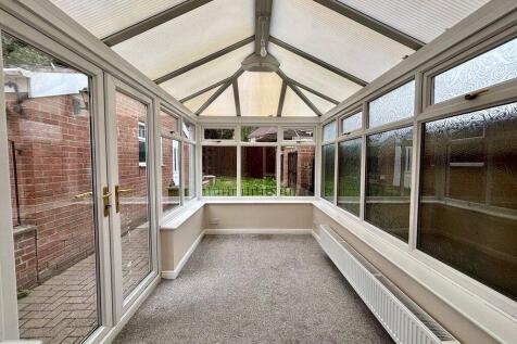 Sherbourne Avenue, Bramley, Rotherham, South Yorkshire, S66 photo 4