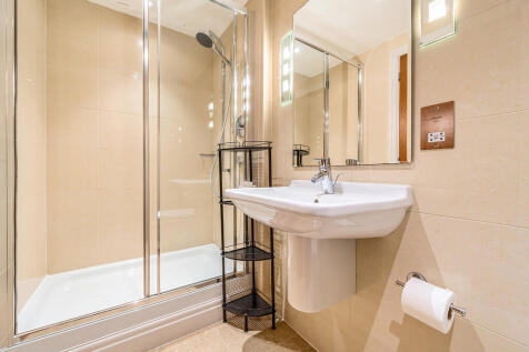 Ensuite Shower ro...