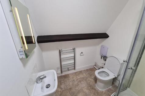bathroom1.jpg