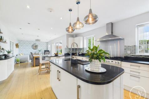 Kitchen/Diner/Family Room