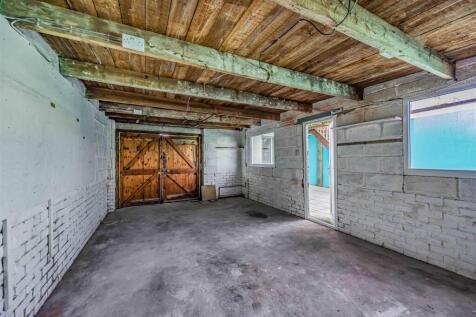 23 Sandy Beach Estate, Hayling Island-Small-Portic