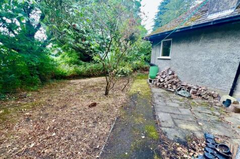 Bramleys Estate Agents - Greetland - Auction (9).j