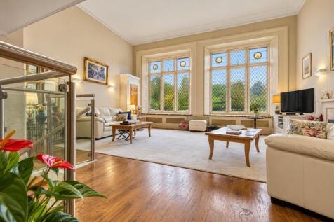 Lounge / Dining Room (open plan to kitchen)