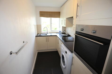 Shackleton Way, Woodley, Reading, Berkshire, RG5 photo 4