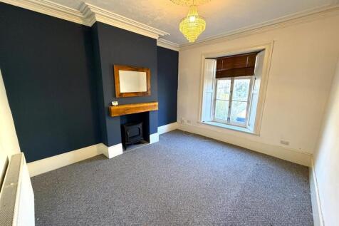 Front Living Room 1.JPEG