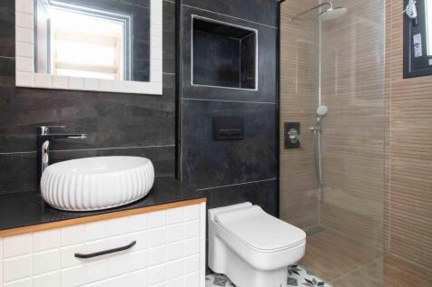 3-bedroom contemporary designed LUXURY villa + private swimming pool + underfloor heating infrastructure + cinema room Image 9999 16