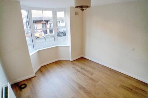 Clapham Terrace, Leamington Spa photo 4