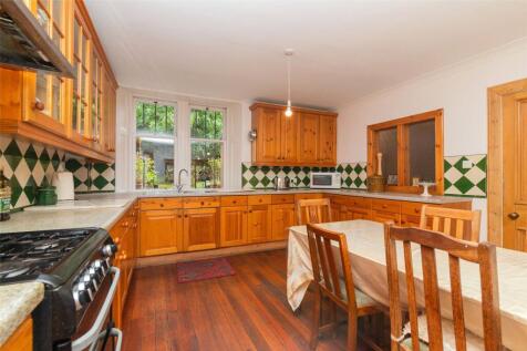 6 bed, 2 bath Terraced in Glasgow - Photo 27