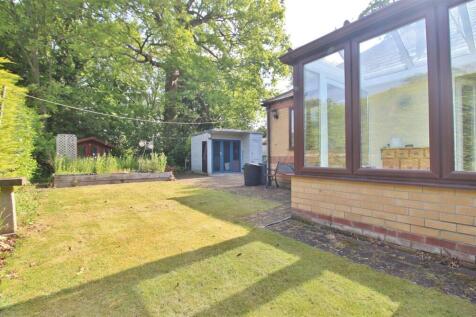 REAR GARDEN -