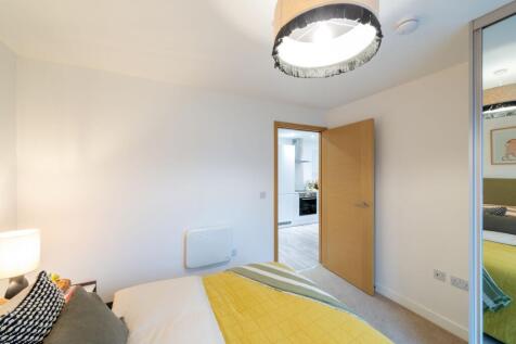 The Radiant, 84 Kirkstall Road, Leeds LS3 photo 4