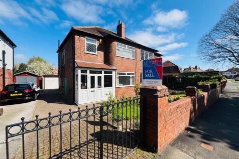 Off Street Parking / Driveway / Garage: