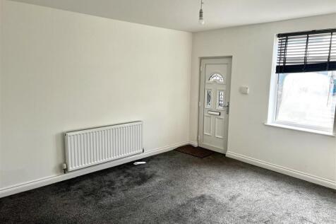 Living Room.jpg