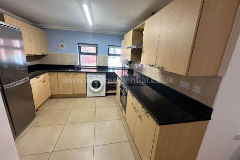 Flat 1 G Arthur Avenue, Lenton, East Midlands, NG7 photo 2
