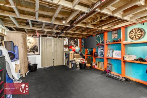 The Cherries St Leonards Road Nazeing Nazeing EN9 2HJ via proper