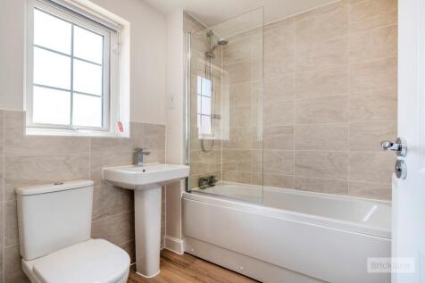 Skelton Drive, Thurston, BURY ST. EDMUNDS photo 5