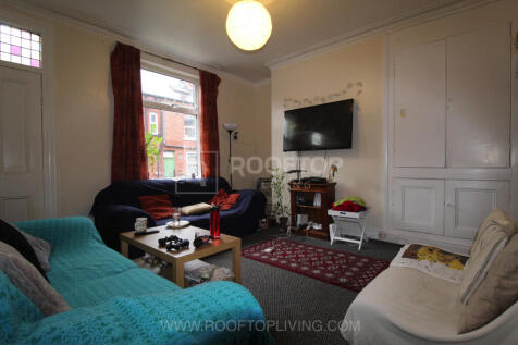 6-bed house on Hessle Place, Leeds, £3,380/mo