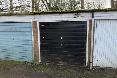 SD20 Garage.jpg