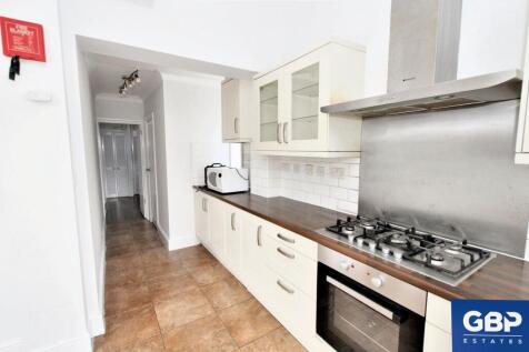 Stamford Road, Dagenham, RM9 photo 4
