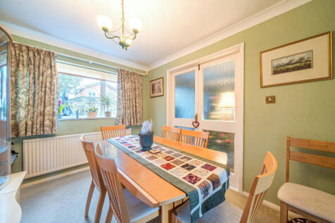 1387572-17-693703...