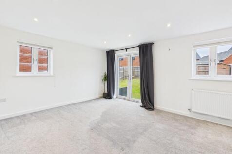 Sitting/Dining Room
