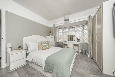 Photo Oct 08 2025...