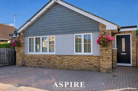 93 Tilburg Road Front Shot 2.jpg