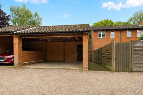 Carport.jpg