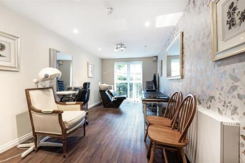 NEW Owners Wellbeing Suite.jpg