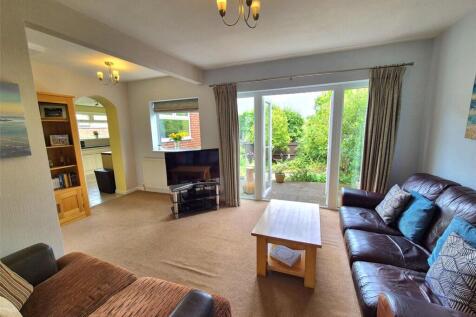 Rear Lounge