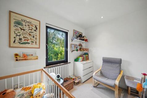 Shakespeare Road, London photo 4