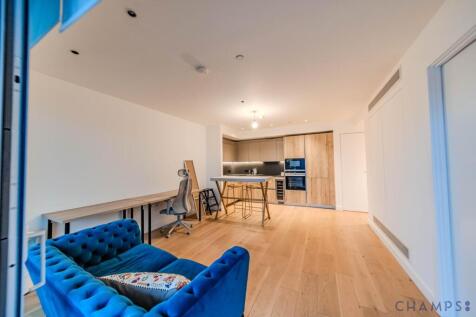 1 bed flat to rent The Makers Building, London N1