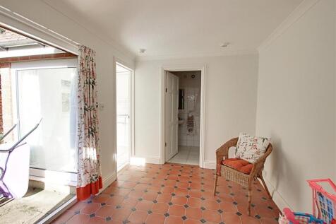 Summerhouse Reception 1.jpg