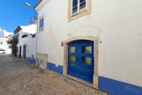 Renovated typical house in Tavira