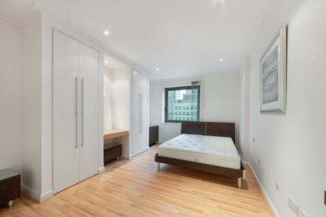 Discovery Dock Apartments East, 3 South Quay Square, Docklands, London, E14 photo 5