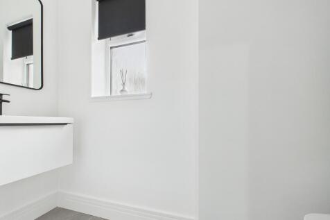 CAM05526G0-PR0028...