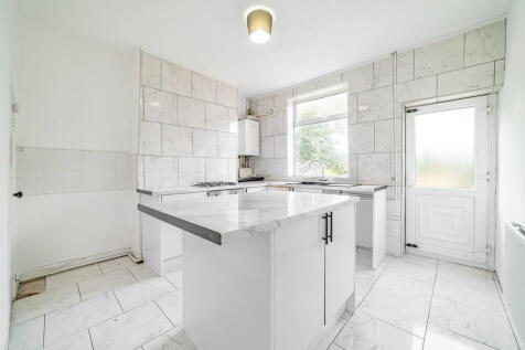 Glebe Street, Offerton, Stockport, SK1 photo 4