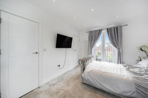 1354225-2-68c7ddd...