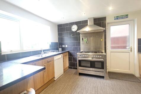 Churchfield, Preston. photo 4