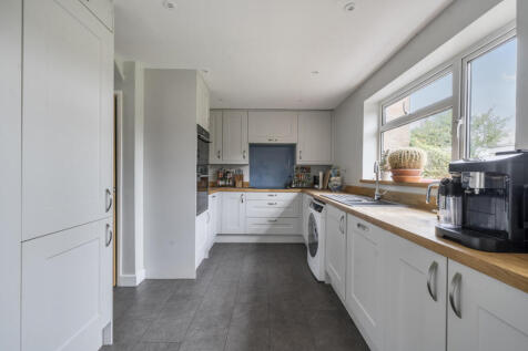 1360096-20-68dfc9...