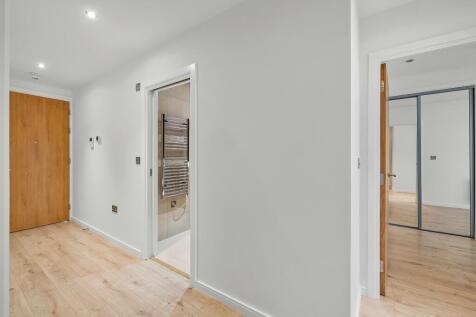 30 Peirson House, 175 Notte Street, Plymouth, PL1 2BT photo 5
