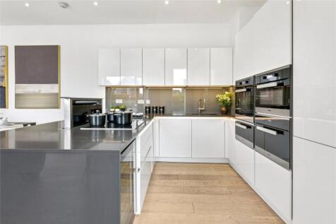 Riverwalk Apartments