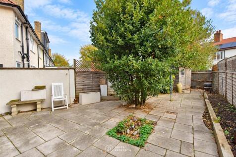 96 Verdun Road - Garden shot .jpg