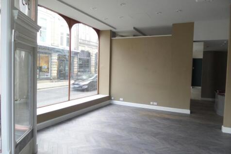 Retail Property (high street) to rent Image 6