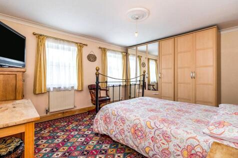 Worthington Road, Surbiton, KT6 photo 3