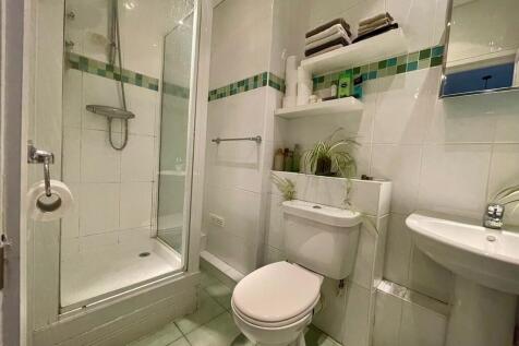 a65b63db-db21-4b5...